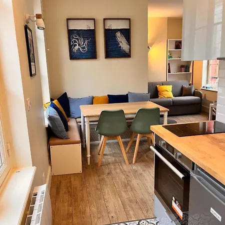 Le Petit Flaubert Apartment *